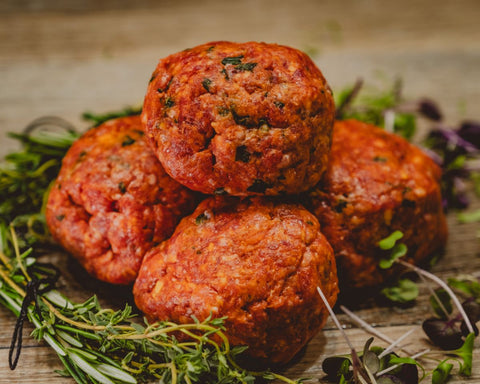 Marsh Butcheries Beef burgers with tomato, Worcestershire Sauce and shallots. 300g